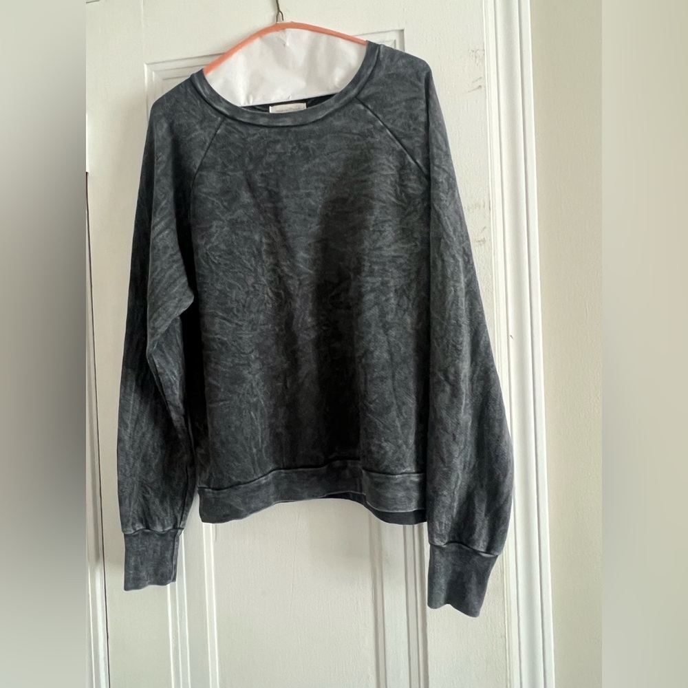 Treasure & Bond, gray pull over sweatshirt